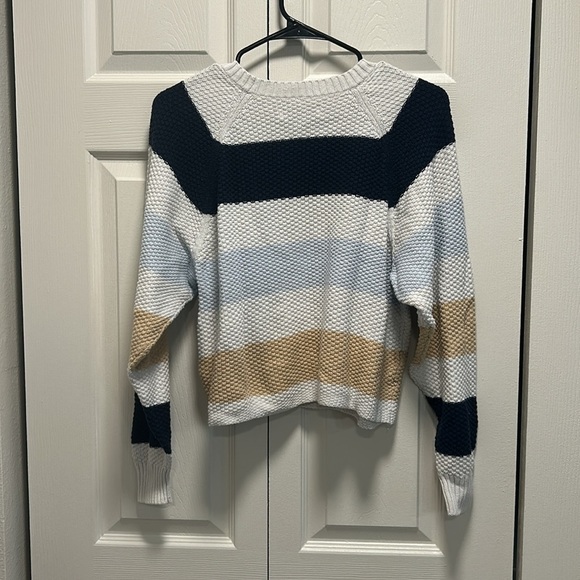 Hollister Women's Blue, Tan and White Striped Knit Crew Neck Sweater Size Medium - Picture 3 of 5